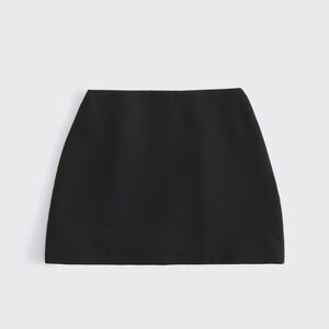 A&F Scarlett Mini Skort Ultra High Rise Curve Love XS